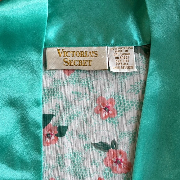 Vintage Victorias Secret Robe Womens One Size‎ Floral Romantic Gold Label - Picture 2 of 3